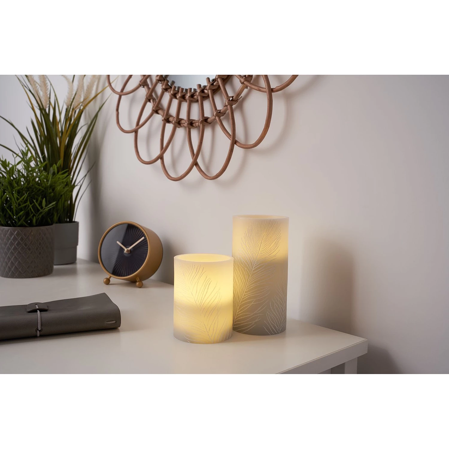 Pauleen Bougies en cire Cosy Feather (lot de 2) - Cire - 2 ampoules 2 Pauleen Bougies en cire Cosy Feather (lot de 2) - Cire - 2 ampoules – Image 2