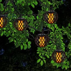 Näve Guirlande lumineuse Valigny - Polyéthylène - 10 ampoules 8 Näve Guirlande lumineuse Valigny - Polyéthylène - 10 ampoules -Pas Cher Décoration Magasin 1000252131 210312 12075700008 MOOD DETAILS P000000001000252131 mood