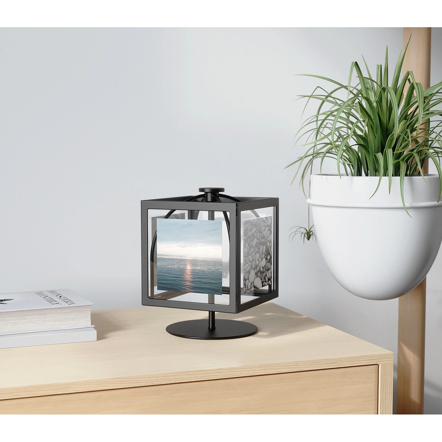 Umbra Cadre photo Rocker - Fer / Verre - Noir 2 Umbra Cadre photo Rocker - Fer / Verre - Noir – Image 2