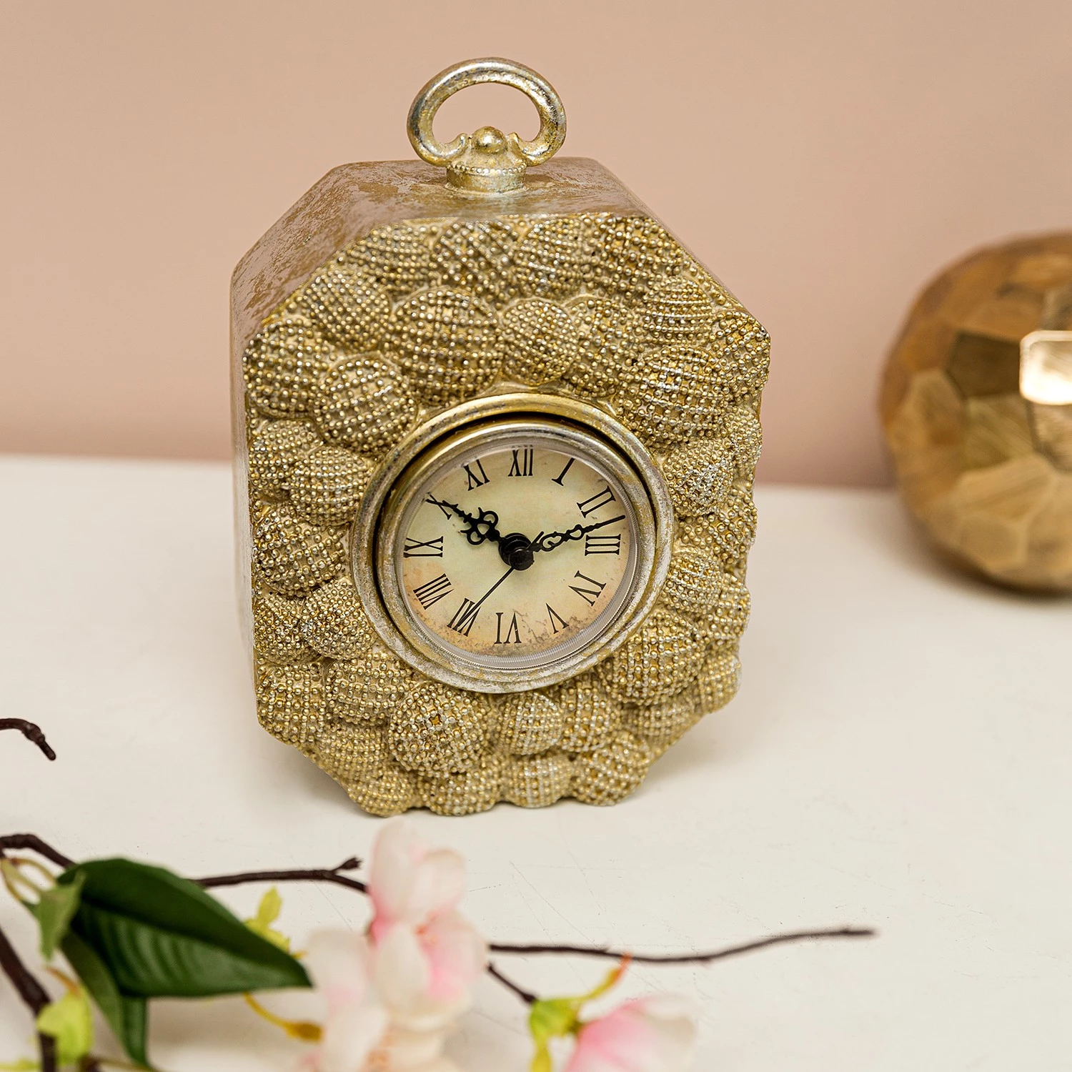 My Flair Horloge Polina - Résine artificielle / Polyrésine - Doré 3 My Flair Horloge Polina - Résine artificielle / Polyrésine - Doré – Image 3