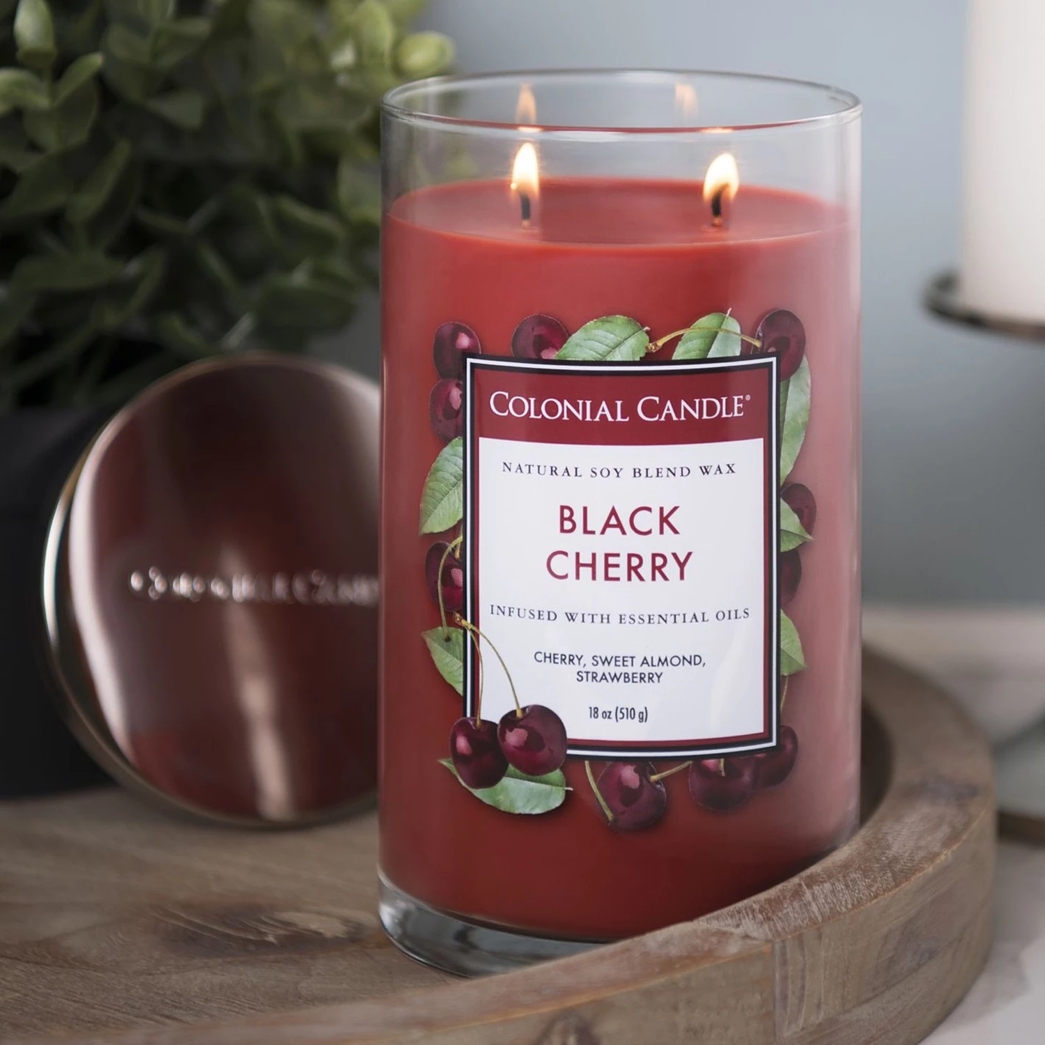 Colonial Candle Bougie parfumée Black Cherry - Mélange de cire de soja - Rouge - 538 g 4 Colonial Candle Bougie parfumée Black Cherry - Mélange de cire de soja - Rouge - 538 g – Image 4