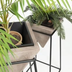 Twentyfour Bacs à fleurs Stared (2 éléments) - Sapin / Acier - Naturel / Noir 5 Twentyfour Bacs à fleurs Stared (2 éléments) - Sapin / Acier - Naturel / Noir -Pas Cher Décoration Magasin 1000276140 210625 13505300024 MOOD DETAILS P000000001000276140 mood