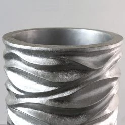 GILDE Pot de fleur Waves - Résine synthétique - Argenté - Diamètre : 37 cm -Pas Cher Décoration Magasin 1000296505 210930 140226000114 DETAILS P000000001000296505
