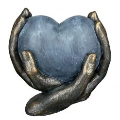 GILDE Statuette Cœur sur la main - Résine - Noir - 15 x 15 x 10 cm