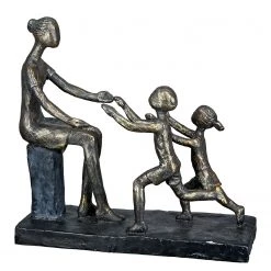 GILDE Statuette Dans mes bras - Résine - Marron - 24 x 23 x 9 cm 5 GILDE Statuette Dans mes bras - Résine - Marron - 24 x 23 x 9 cm -Pas Cher Décoration Magasin 1000316843 220104 14524500150 DETAILS P000000001000316843