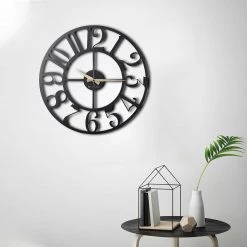 Twentyfour Horloge murale Lodrino - Aluminium - Noir -Pas Cher Décoration Magasin 1000327472 220126 13505500023 MOOD DETAILS P000000001000327472 mood