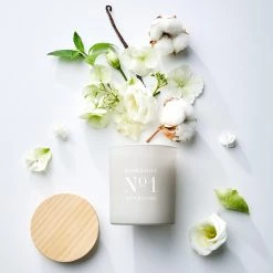 Butlers Bougie parfumée Cotton HOME & SOUL - Pin certifié FSC® / Cire de soja / Paraffine / Verre - Blanc 7 Butlers Bougie parfumée Cotton HOME & SOUL - Pin certifié FSC® / Cire de soja / Paraffine / Verre - Blanc -Pas Cher Décoration Magasin 1000338578 220310 021 MOOD DETAILS P000000001000338578 mood