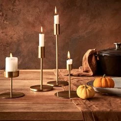 Butlers Bougeoir HIGHLIGHT I - Fer - Doré -Pas Cher Décoration Magasin 1000339234 220311 021 MOOD DETAILS P000000001000339234 mood