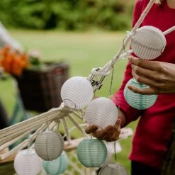 Butlers Guirlande lumineuse OPEN AIR - Nylon - 10 ampoules - Vert -Pas Cher Décoration Magasin 1000360392 220630 021 MOOD DETAILS P000000001000360392 mood