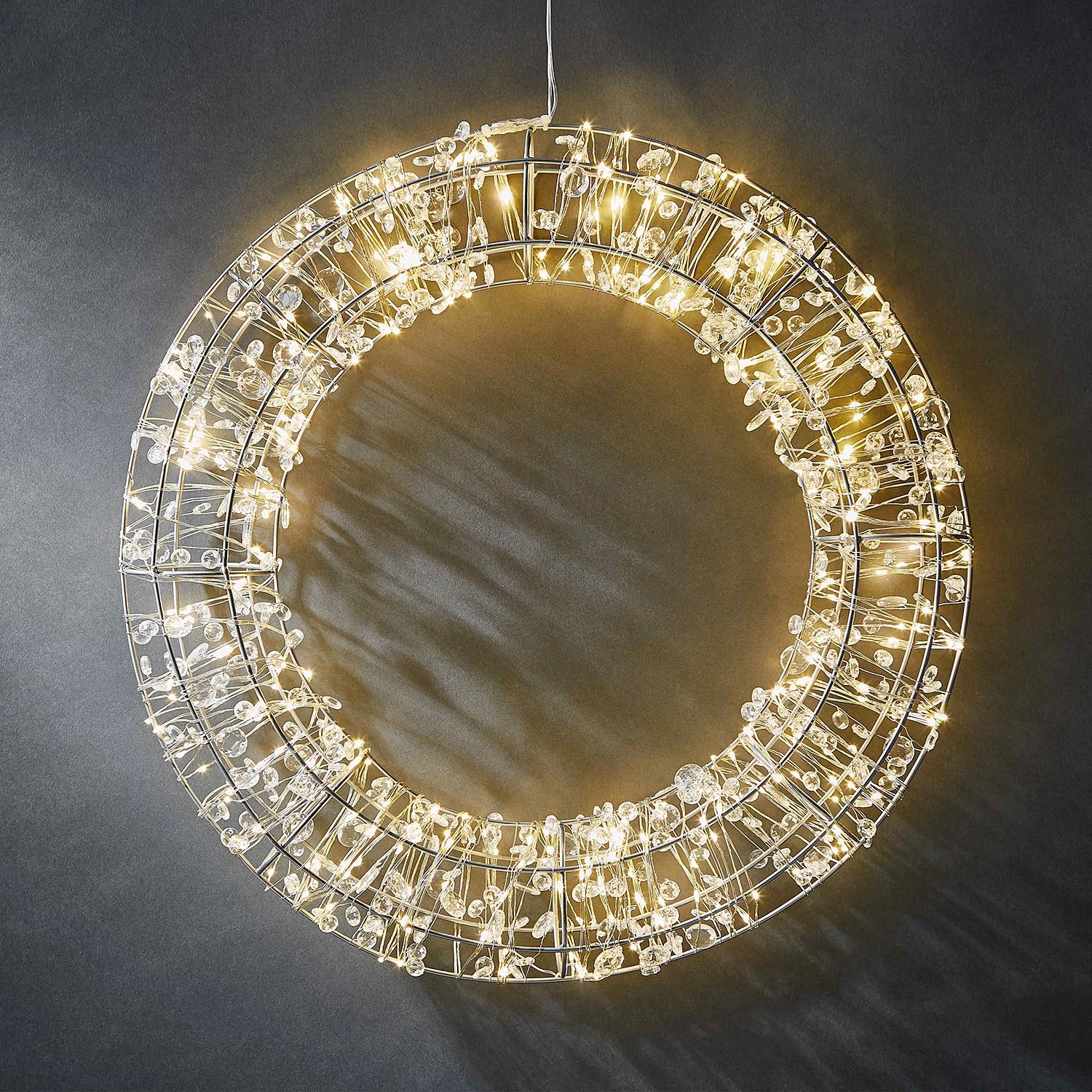 Butlers Couronne lumineuse MON BIJOU - Polyester PVC / Cuivre 2 Butlers Couronne lumineuse MON BIJOU - Polyester PVC / Cuivre – Image 2