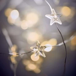 Butlers Guirlande lumineuse STAR LIGHTS III - Polyester PVC / Cuivre - 20 ampoules 11 Butlers Guirlande lumineuse STAR LIGHTS III - Polyester PVC / Cuivre - 20 ampoules -Pas Cher Décoration Magasin 1000360452 220630 021 MOOD DETAILS P000000001000360452 mood