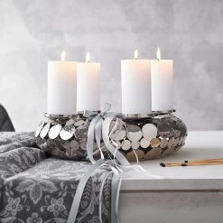 Butlers Couronne de l’Avent ADVENT II - Fer - Argenté -Pas Cher Décoration Magasin 1000365467 220728 021 MOOD DETAILS P000000001000365467 mood